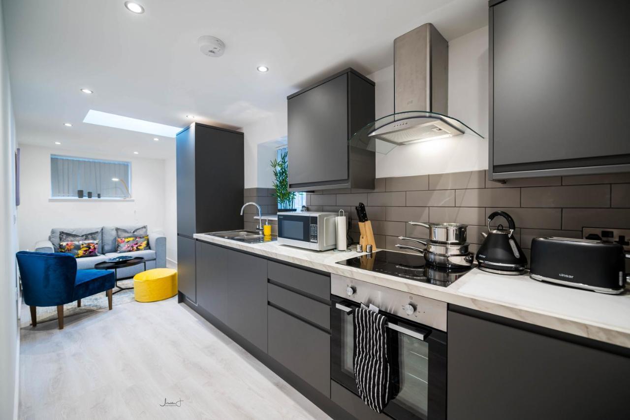 Charles Alexander Short Stay - Windmill House Apartments Литам Сент Аннс Екстериор снимка
